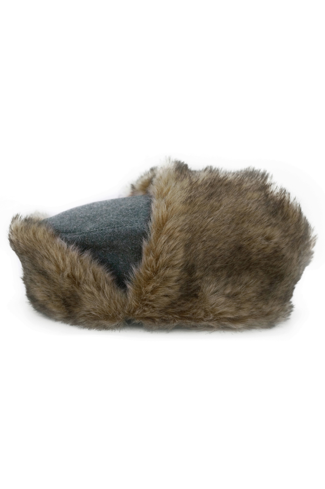 ww2 german winter caps, SS winter caps,SS fur caps,Heer Winter Fur Caps,ww2 german Fur Caps,ww2 german police winter fur Caps,wehrmacht fur Caps,Waffen SS Fur caps,wehrmacht winter caps