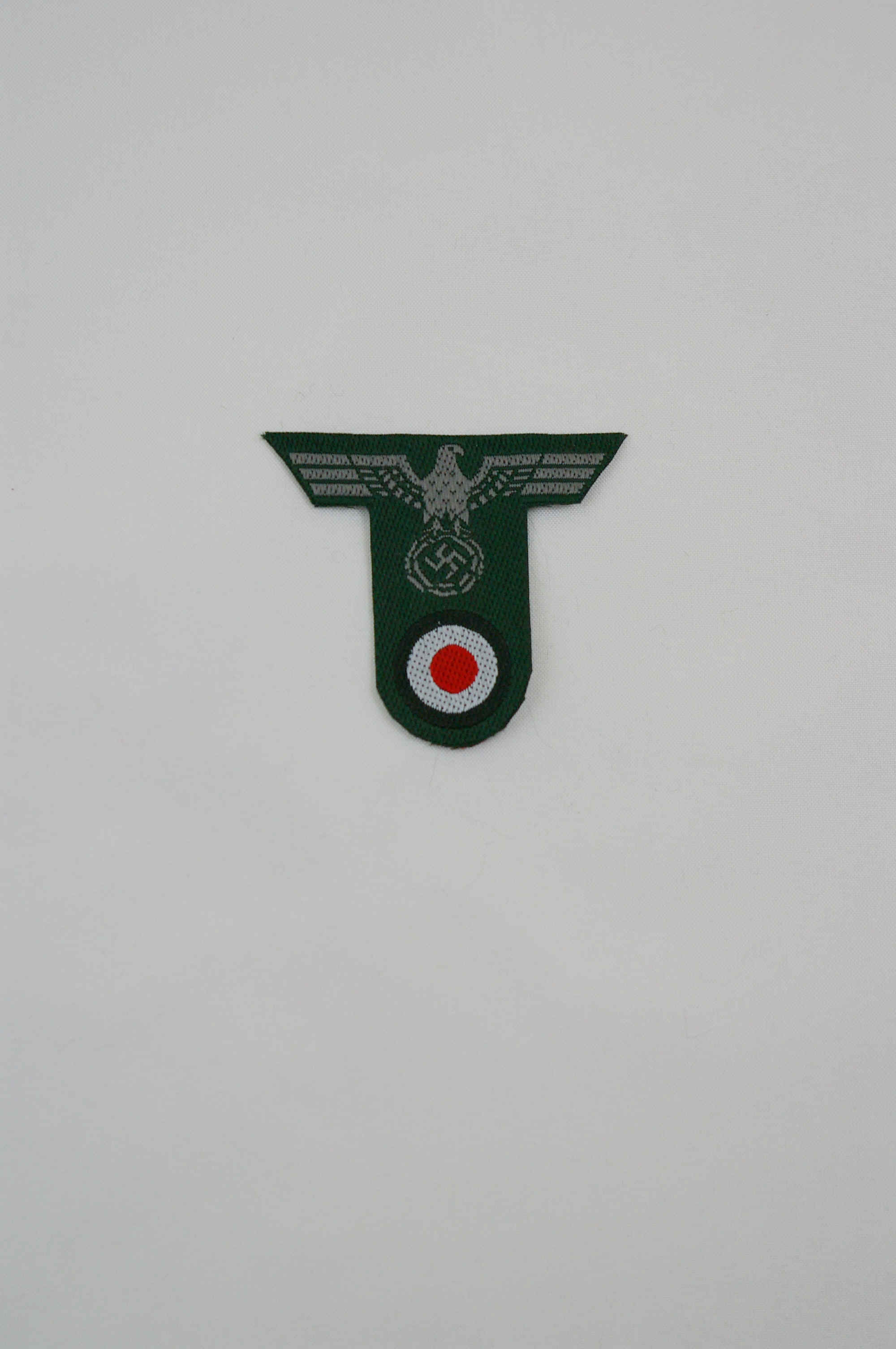 WW2 german badge,wehrmacht cap insignia,Luftwaffe cap insignia,SS cap insignia,German cap Insignia Heer EM,german badge WWII,militaria german,WWII german,wehrmacht badge,Luftwaffe badge,SS badge,german cap eagle,WW2 german hat insignia,WWII german hat,WW2 german cap,WW2 german hat badge,BEVO insignia,BEVO badge,german field cap,german overseas cap