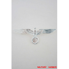 WWII German Wehrmacht and Kriegsmarine Metal breast eagle - Officer WW2 german badge,wehrmacht Breast Eagle,Luftwaffe Breast Eagle,SS Breast Eagle,Metal breast eagle,Kriegsmarine breast eagle,german badge WWII,militaria german,WWII german,wehrmacht badge,Luftwaffe badge,SS badge,german breast eagle,breast eagle badge,wehrmacht badge,WWII military surplus,WWII german insignia