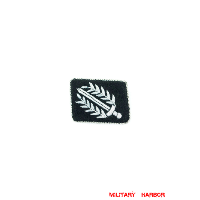 WWII German SS 33rd Waffen Gren.Div. Charlemagne 1st French Officer right collar tab WW2 german badge,wehrmacht collar insignia,Luftwaffe collar insignia,SS collar insignia,SS 33rd Waffen Charlemagne 1st French collar tab,german badge WWII,militaria german,WWII german,wehrmacht badge,Luftwaffe badge,SS badge,WWII military surplus,WWII german insignia,german collar insignia