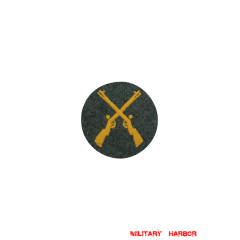 WWII German heer weapon maintenance sergeants later model sleeve trade insignia WW2 german badge,wehrmacht badge,Luftwaffe badge,SS badge,heer weapon maintenance sergeants sleeve trade insignia,german badge WWII,militaria german,WWII german,wehrmacht badge,Luftwaffe badge,SS badge,WWII military surplus,WWII german insignia,german sleeve badge,SS Trade Insignia