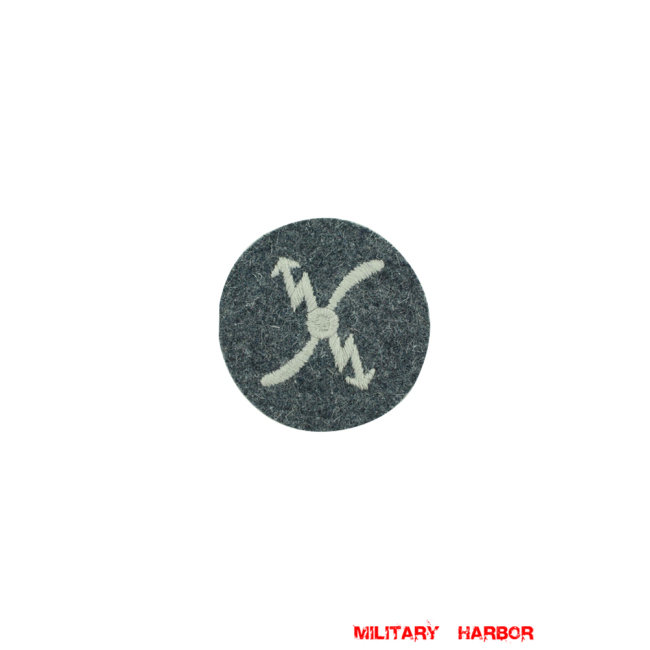 WWII German Luftwaffe aircraft radio maintenance personnel sleeve trade insignia WW2 german badge,wehrmacht badge,Luftwaffe badge,SS badge,LW aircraft radio maintenance personnel sleeve trade insignia,german badge WWII,militaria german,WWII german,wehrmacht badge,Luftwaffe badge,SS badge,WWII military surplus,WWII german insignia,german sleeve badge,SS Trade Insignia