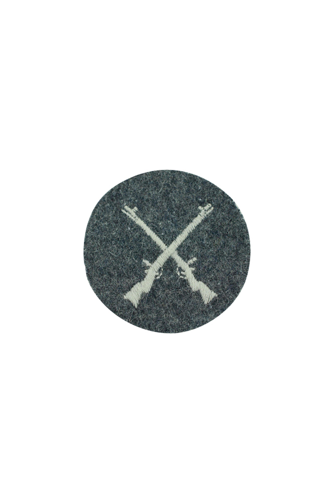 WW2 german badge,wehrmacht badge,Luftwaffe badge,SS badge,LW armorer personnel of flying and air signals branch sleeve trade insignia,german badge WWII,militaria german,WWII german,wehrmacht badge,Luftwaffe badge,SS badge,WWII military surplus,WWII german insignia,german sleeve badge,SS Trade Insignia