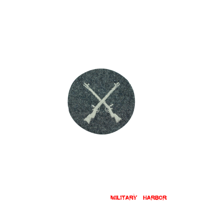 WWII German Luftwaffe armorer personnel of flying and air signals branch sleeve trade insignia WW2 german badge,wehrmacht badge,Luftwaffe badge,SS badge,LW armorer personnel of flying and air signals branch sleeve trade insignia,german badge WWII,militaria german,WWII german,wehrmacht badge,Luftwaffe badge,SS badge,WWII military surplus,WWII german insignia,german sleeve badge,SS Trade Insignia
