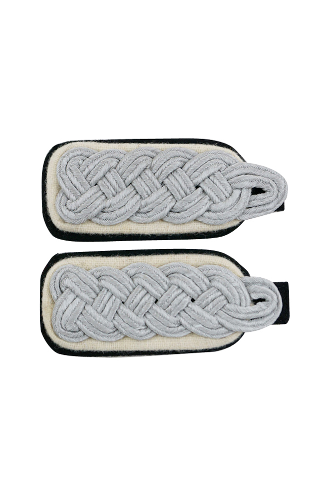 WW2 german badge,wehrmacht Shoulder Boards,Luftwaffe Shoulder Boards,SS Shoulder Boards,SS infantry Major Shoulder Boardswehrmacht badge,WWII military surplus,WWII german insignia,shoulderboards insignia,shoulderboards cyphers,shoulderboards pin,shoulderboards badge