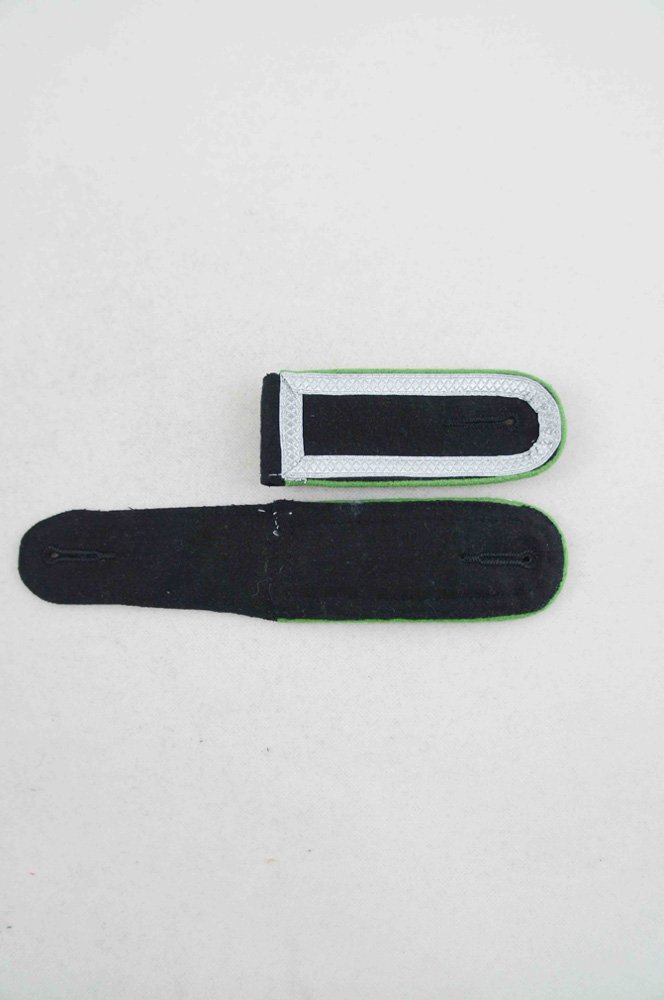 WW2 german badge,wehrmacht Shoulder Boards,Luftwaffe Shoulder Boards,SS Shoulder Boards,SS mountaineer Shoulder Boardswehrmacht badge,WWII military surplus,WWII german insignia,shoulderboards insignia,shoulderboards cyphers,shoulderboards pin,shoulderboards badge
