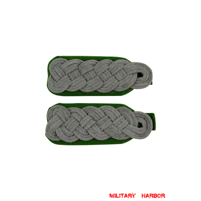 WWII German Heer mountaineer (Gebirgsjäger) major Shoulder Boards WW2 german badge,wehrmacht Shoulder Boards,Luftwaffe Shoulder Boards,SS Shoulder Boards,Heer mountaineer Shoulder Boardswehrmacht badge,WWII military surplus,WWII german insignia,shoulderboards insignia,shoulderboards cyphers,shoulderboards pin,shoulderboards badge