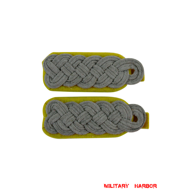 WWII German Heer Signal major Shoulder Boards WW2 german badge,wehrmacht Shoulder Boards,Luftwaffe Shoulder Boards,SS Shoulder Boards,Heer Signal Shoulder Boardswehrmacht badge,WWII military surplus,WWII german insignia,shoulderboards insignia,shoulderboards cyphers,shoulderboards pin,shoulderboards badge