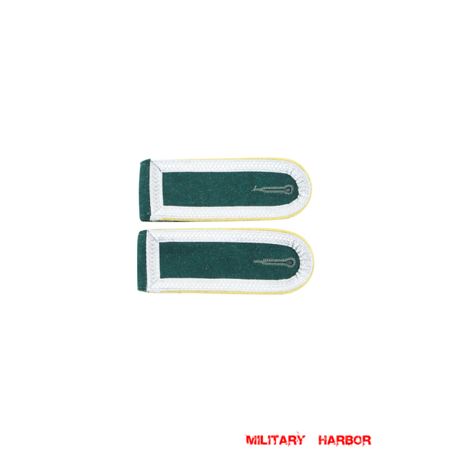 WWII German Heer early signals Unterfeldwebel Staff Sgt shoulder boards WW2 german badge,wehrmacht Shoulder Boards,Luftwaffe Shoulder Boards,SS Shoulder Boards,Heer Signals Shoulder Boardswehrmacht badge,WWII military surplus,WWII german insignia,shoulderboards insignia,shoulderboards cyphers,shoulderboards pin,shoulderboards badge