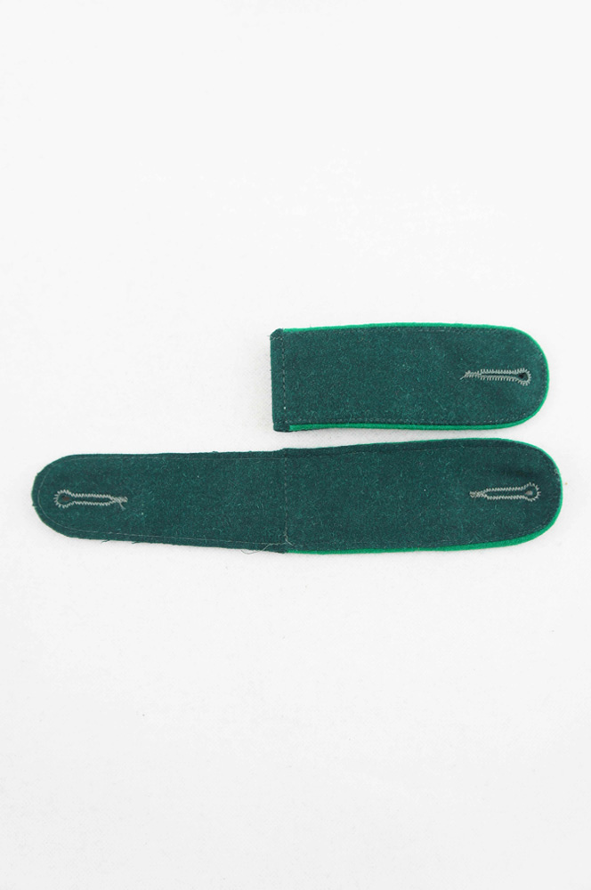 WW2 german badge,wehrmacht Shoulder Boards,Luftwaffe Shoulder Boards,SS Shoulder Boards,Heer Panzergrenadie shoulder boardswehrmacht badge,WWII military surplus,WWII german insignia,shoulderboards insignia,shoulderboards cyphers,shoulderboards pin,shoulderboards badge