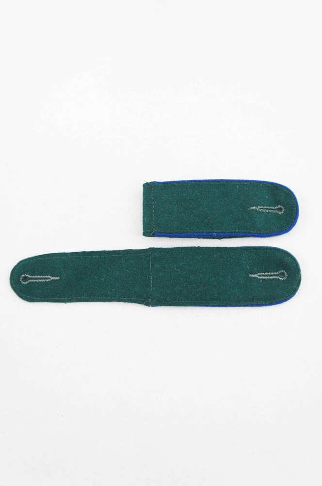 WW2 german badge,wehrmacht Shoulder Boards,Luftwaffe Shoulder Boards,SS Shoulder Boards,Heer Medical Shoulder Boardswehrmacht badge,WWII military surplus,WWII german insignia,shoulderboards insignia,shoulderboards cyphers,shoulderboards pin,shoulderboards badge