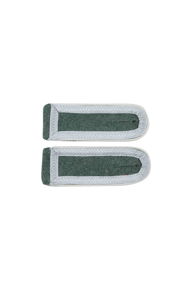 WW2 german badge,wehrmacht Shoulder Boards,Luftwaffe Shoulder Boards,SS Shoulder Boards,Heer infantry Shoulder Boardswehrmacht badge,WWII military surplus,WWII german insignia,shoulderboards insignia,shoulderboards cyphers,shoulderboards pin,shoulderboards badge