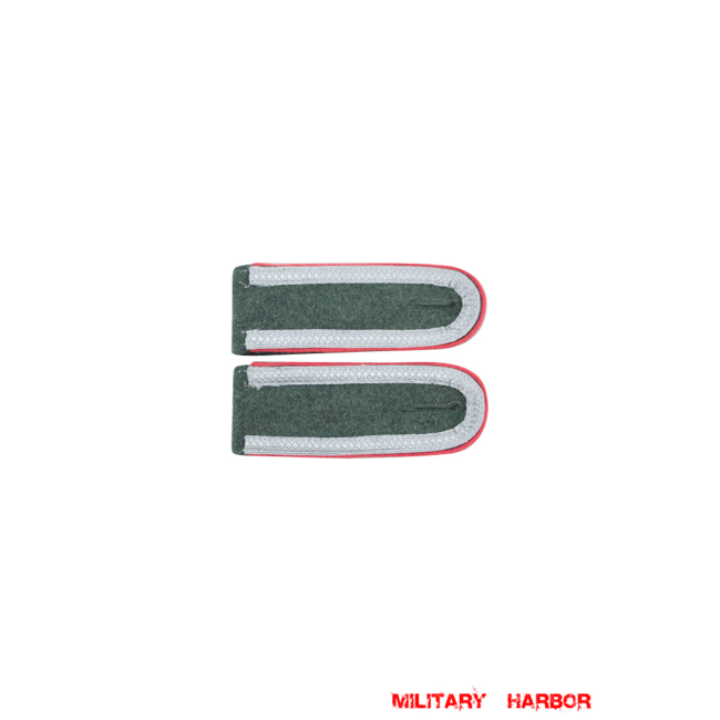 WWII German Heer later panzer Unteroffizier Sergeant shoulder boards WW2 german badge,wehrmacht Shoulder Boards,Luftwaffe Shoulder Boards,SS Shoulder Boards,Heer panzer shoulder boardswehrmacht badge,WWII military surplus,WWII german insignia,shoulderboards insignia,shoulderboards cyphers,shoulderboards pin,shoulderboards badge