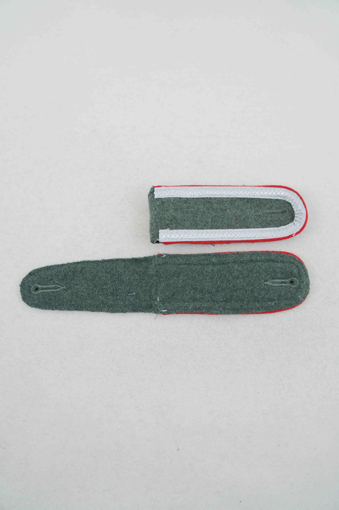 WW2 german badge,wehrmacht Shoulder Boards,Luftwaffe Shoulder Boards,SS Shoulder Boards,Heer artillery Shoulder Boardswehrmacht badge,WWII military surplus,WWII german insignia,shoulderboards insignia,shoulderboards cyphers,shoulderboards pin,shoulderboards badge