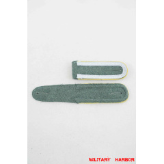 WW2 german badge,wehrmacht Shoulder Boards,Luftwaffe Shoulder Boards,SS Shoulder Boards,Heer Signals Shoulder Boardswehrmacht badge,WWII military surplus,WWII german insignia,shoulderboards insignia,shoulderboards cyphers,shoulderboards pin,shoulderboards badge