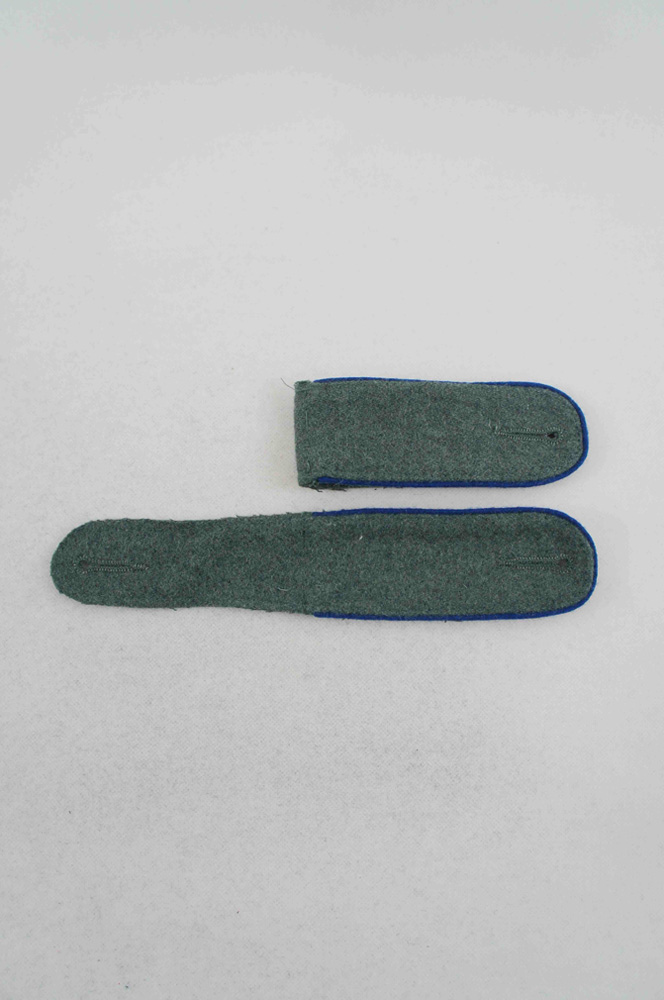 WW2 german badge,wehrmacht Shoulder Boards,Luftwaffe Shoulder Boards,SS Shoulder Boards,Heer Medical Shoulder Boardswehrmacht badge,WWII military surplus,WWII german insignia,shoulderboards insignia,shoulderboards cyphers,shoulderboards pin,shoulderboards badge