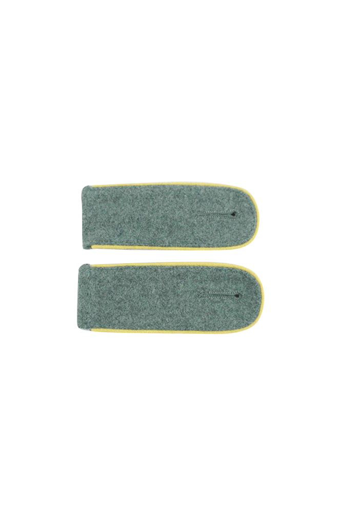 WW2 german badge,wehrmacht Shoulder Boards,Luftwaffe Shoulder Boards,SS Shoulder Boards,Heer Signals Shoulder Boardswehrmacht badge,WWII military surplus,WWII german insignia,shoulderboards insignia,shoulderboards cyphers,shoulderboards pin,shoulderboards badge