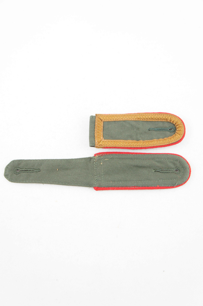 WW2 german badge,wehrmacht Shoulder Boards,Luftwaffe Shoulder Boards,SS Shoulder Boards,Heer DAK Artillery shoulder boardswehrmacht badge,WWII military surplus,WWII german insignia,shoulderboards insignia,shoulderboards cyphers,shoulderboards pin,shoulderboards badge