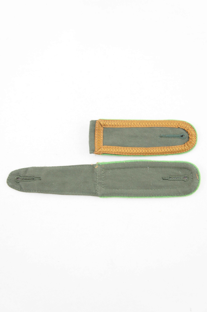 WW2 german badge,wehrmacht Shoulder Boards,Luftwaffe Shoulder Boards,SS Shoulder Boards,Heer DAK Mountain Troops shoulder boardswehrmacht badge,WWII military surplus,WWII german insignia,shoulderboards insignia,shoulderboards cyphers,shoulderboards pin,shoulderboards badge