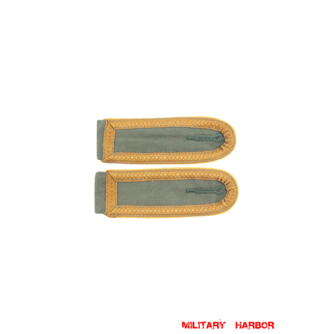 WWII German Heer DAK Cavalry Recon Unterfeldwebel Staff Sgt shoulder boards WW2 german badge,wehrmacht Shoulder Boards,Luftwaffe Shoulder Boards,SS Shoulder Boards,Heer DAK Cavalry shoulder boardswehrmacht badge,WWII military surplus,WWII german insignia,shoulderboards insignia,shoulderboards cyphers,shoulderboards pin,shoulderboards badge