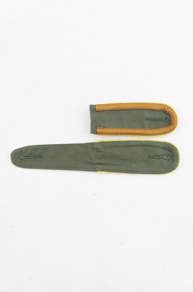 WW2 german badge,wehrmacht Shoulder Boards,Luftwaffe Shoulder Boards,SS Shoulder Boards,Heer DAK signals shoulder boardswehrmacht badge,WWII military surplus,WWII german insignia,shoulderboards insignia,shoulderboards cyphers,shoulderboards pin,shoulderboards badge