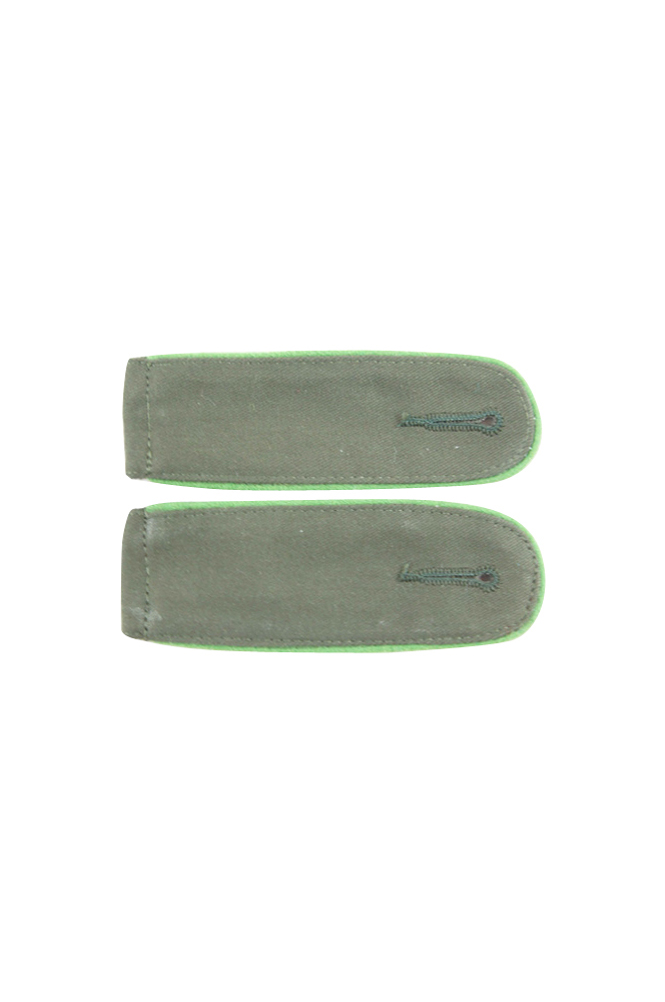 WW2 german badge,wehrmacht Shoulder Boards,Luftwaffe Shoulder Boards,SS Shoulder Boards,Heer DAK Mountain Troops shoulder boardswehrmacht badge,WWII military surplus,WWII german insignia,shoulderboards insignia,shoulderboards cyphers,shoulderboards pin,shoulderboards badge