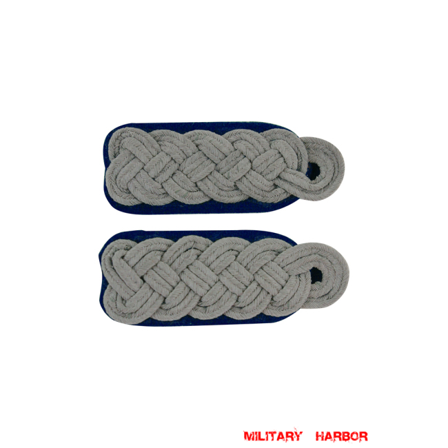 WWII German Heer Medical Major Shoulder Boards WW2 german badge,wehrmacht Shoulder Boards,Luftwaffe Shoulder Boards,SS Shoulder Boards,Heer Medical Major Shoulder Boardswehrmacht badge,WWII military surplus,WWII german insignia,shoulderboards insignia,shoulderboards cyphers,shoulderboards pin,shoulderboards badge