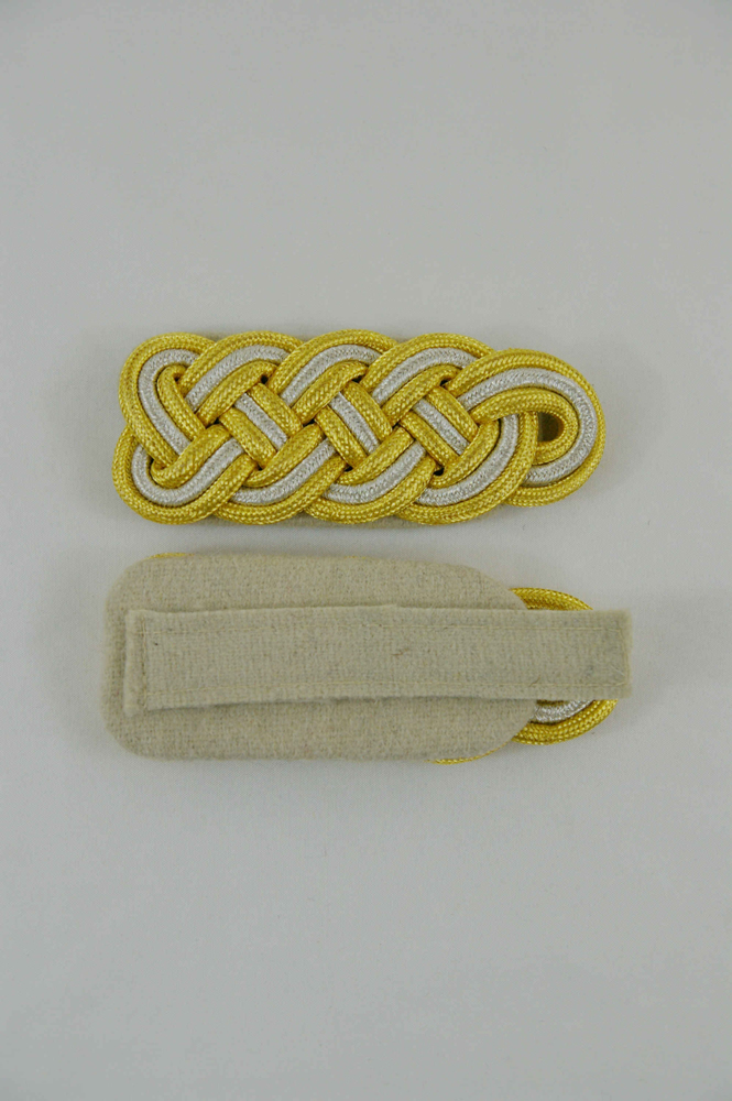 WW2 german badge,wehrmacht Shoulder Boards,Luftwaffe Shoulder Boards,SS Shoulder Boards,Luftwaffe General Shoulder Boardswehrmacht badge,WWII military surplus,WWII german insignia,shoulderboards insignia,shoulderboards cyphers,shoulderboards pin,shoulderboards badge