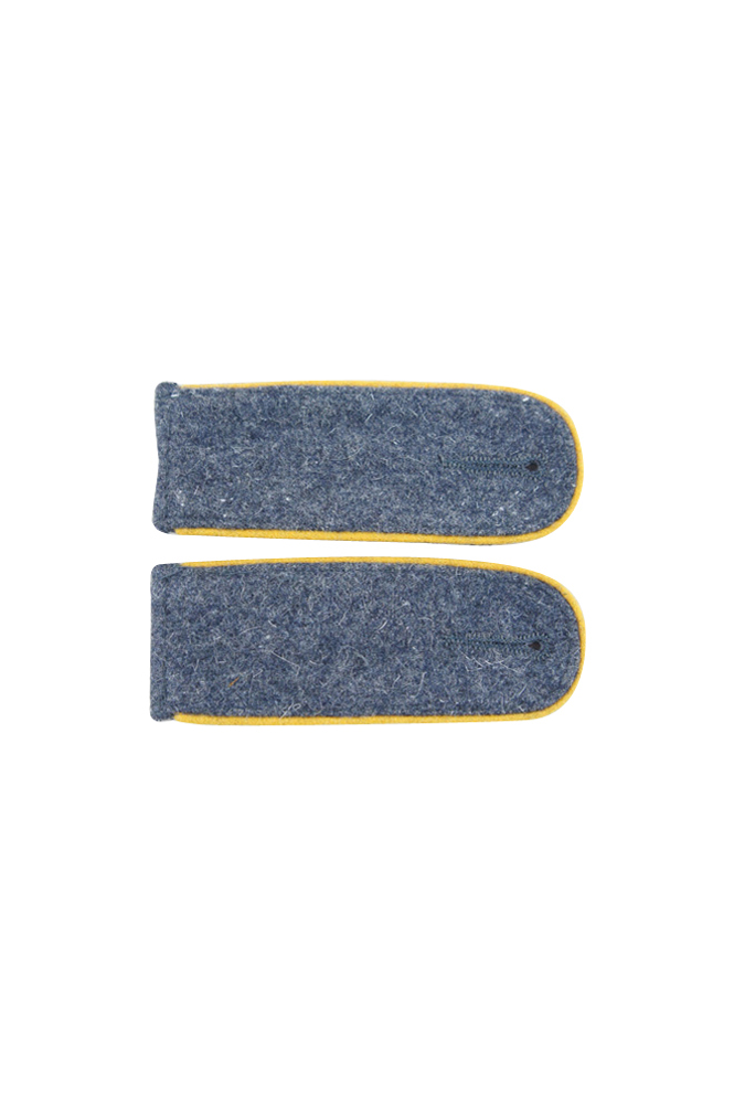 WW2 german badge,wehrmacht Shoulder Boards,Luftwaffe Shoulder Boards,SS Shoulder Boards,Luftwaffe flight shoulder boardswehrmacht badge,WWII military surplus,WWII german insignia,shoulderboards insignia,shoulderboards cyphers,shoulderboards pin,shoulderboards badge