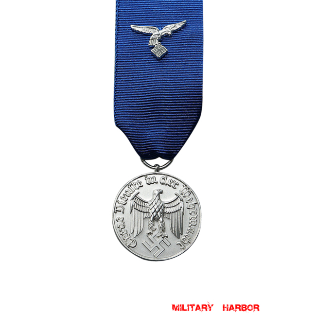 WWII German Luftwaffe 4 Years Service Medal WW2 german medal,SS insignia,Imperial German badge,german badge,long seriver order,german medals WWII,german insignia,WW2 german medals,WW2 medals,WW2 order,german order,German Long Service Awards