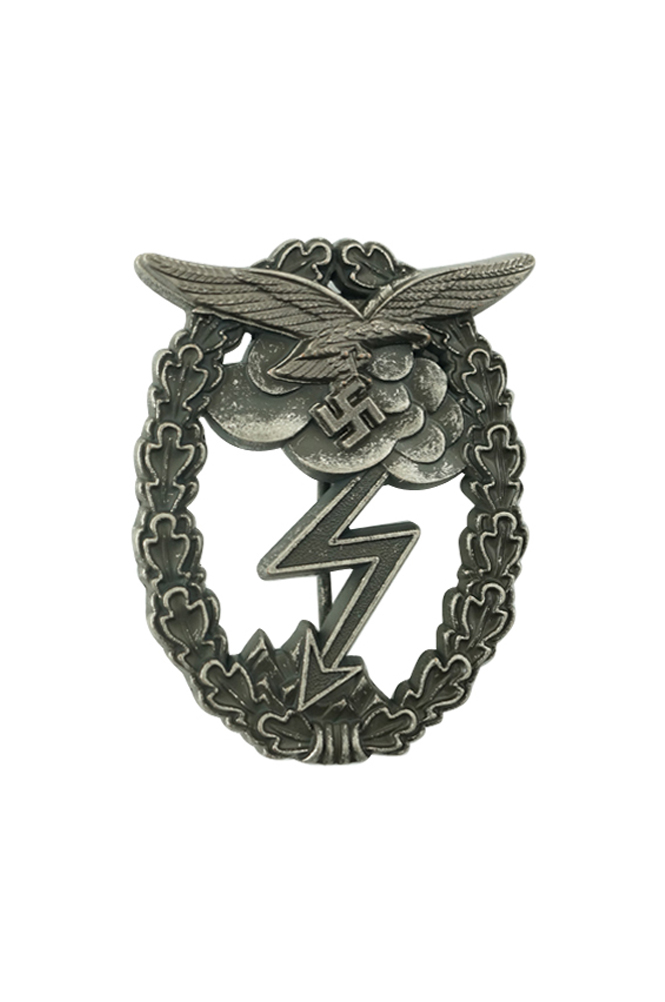 WW2 german medal,Luftwaffe insignia,Imperial German badge,german badge,Ground Assault,german medals WWII,german insignia,WW2 german medals,WW2 medals,WW2 order,german order,German Combat and Service Awards