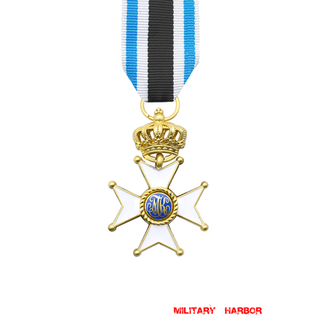 Bavarian Military Max Joseph Order Knight‘s Cross WW2 german badge,SS insignia,Imperial German badge,german badge,Merit Cross,german medals WWII,german insignia,WW2 german medals,WW2 medals,WW2 order,german order,German Political and Party Awards,german medals,ww2 insignia,german badges