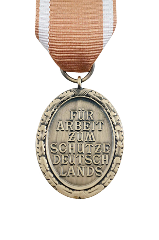 WW2 german medal,SS insignia,wehrmacht badge,german badge,West wall medal,german medals WWII,german insignia,WW2 german medals,WW2 medals,WW2 order,german order,German War Honor and Merit Cross