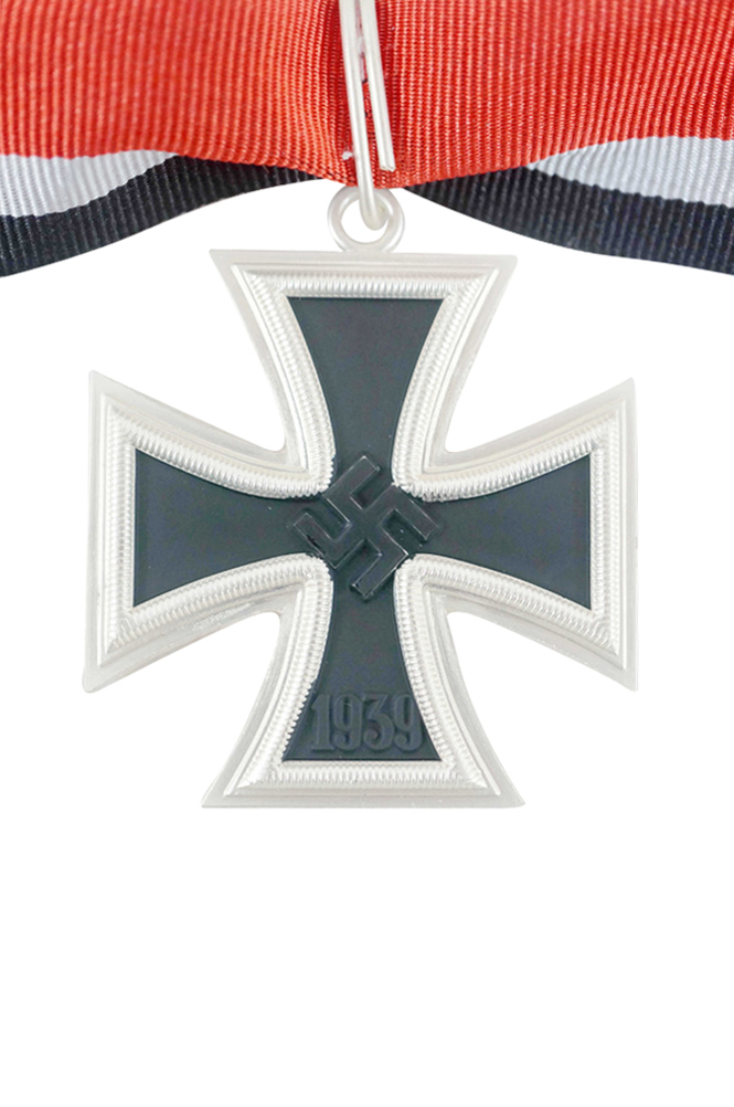 WW2 german medal,SS insignia,wehrmacht badge,iron cross,knights cross,german medals WWII,german insignia,WW2 german medals,WW2 medals,WW2 order,german order,German Iron Cross
