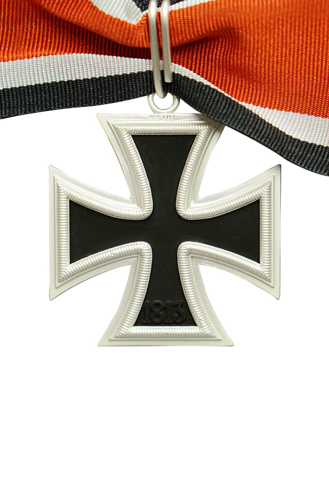 WW2 german medal,SS insignia,wehrmacht badge,iron cross,knights cross,german medals WWII,german insignia,WW2 german medals,WW2 medals,WW2 order,german order,German Iron Cross