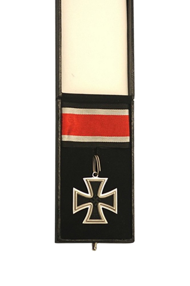 WW2 german medal,SS insignia,wehrmacht badge,iron cross,knights cross,german medals WWII,german insignia,WW2 german medals,WW2 medals,WW2 order,german order,German Iron Cross