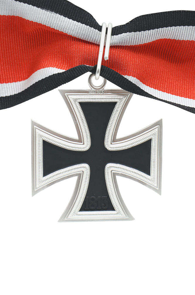 WW2 german medal,SS insignia,wehrmacht badge,iron cross,knights cross,german medals WWII,german insignia,WW2 german medals,WW2 medals,WW2 order,german order,German Iron Cross