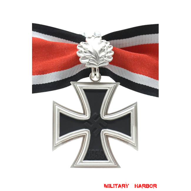 Knight's Cross with Oak Leaf WW2 german medal,SS insignia,wehrmacht badge,iron cross,knights cross,german medals WWII,german insignia,WW2 german medals,WW2 medals,WW2 order,german order,German Iron Cross