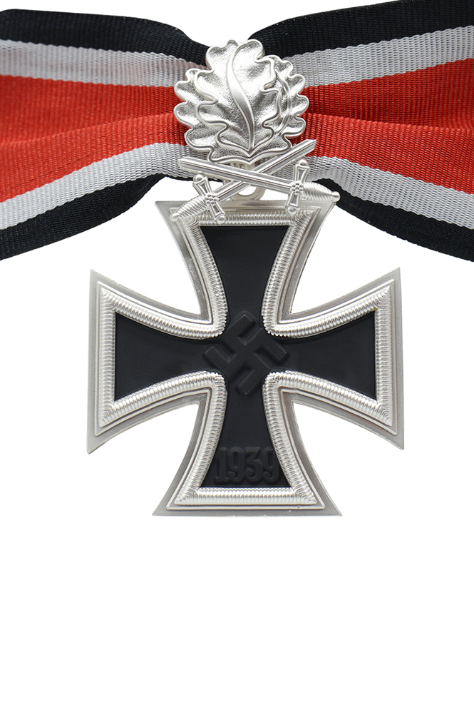 WW2 german medal,SS insignia,wehrmacht badge,iron cross,knights cross,german medals WWII,german insignia,WW2 german medals,WW2 medals,WW2 order,german order,German Iron Cross