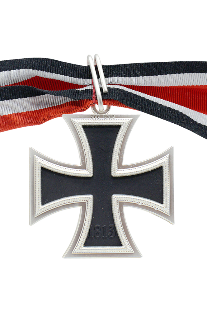 WW2 german medal,SS insignia,wehrmacht badge,iron cross,knights cross,german medals WWII,german insignia,WW2 german medals,WW2 medals,WW2 order,german order,German Iron Cross