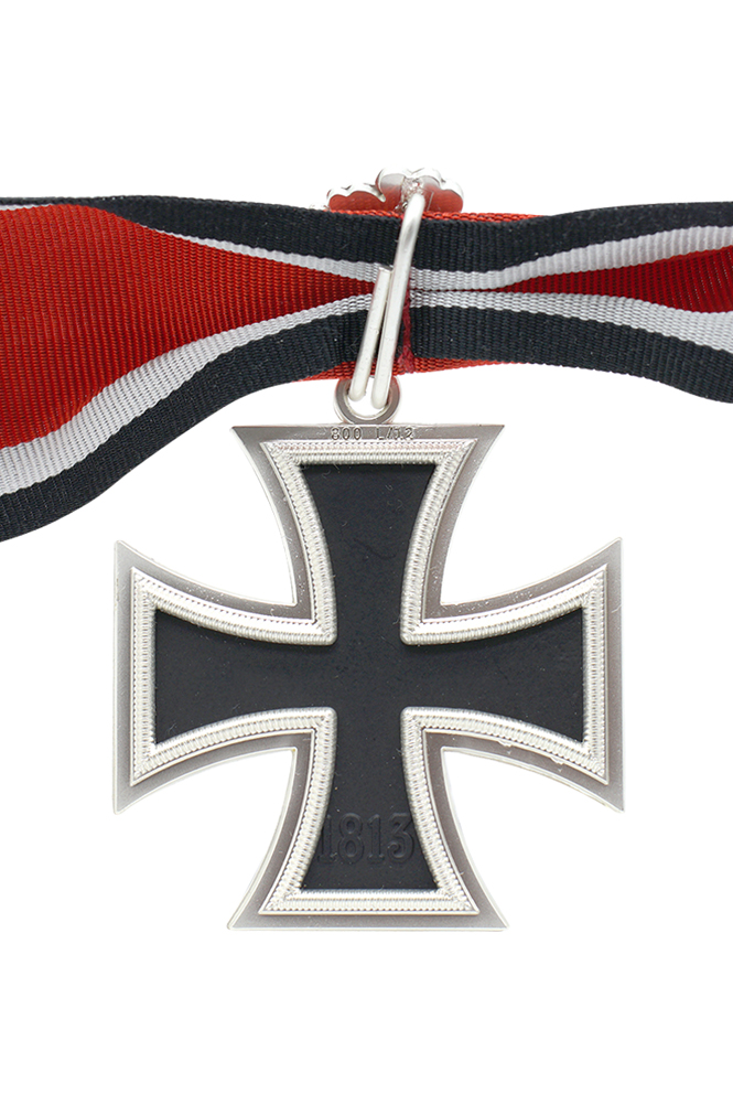 WW2 german medal,SS insignia,wehrmacht badge,iron cross,knights cross,german medals WWII,german insignia,WW2 german medals,WW2 medals,WW2 order,german order,German Iron Cross