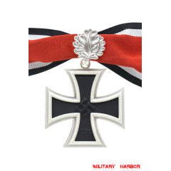 Three-Piece Knight's Cross with Oak Leaf WW2 german medal,SS insignia,wehrmacht badge,iron cross,knights cross,german medals WWII,german insignia,WW2 german medals,WW2 medals,WW2 order,german order,German Iron Cross