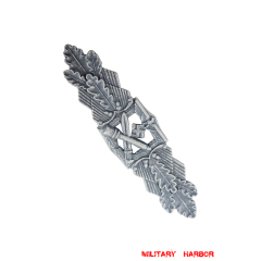 Close Combat Clasp in Silver (Antique Finish) Close Combat Clasp in Silver (Antique Finish)