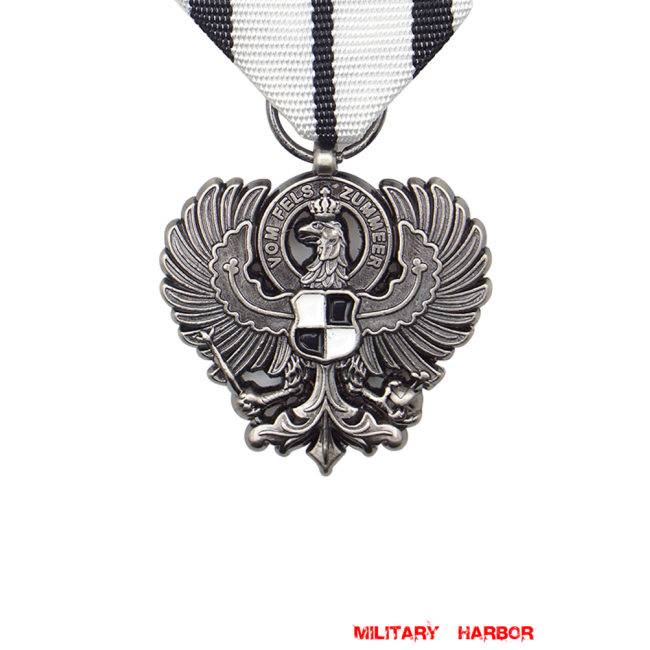 Inhaber-Eagle Order of Hohenzollern WW2 german medal,SS insignia,Imperial German badge,german badge,NSDAP party badge,german medals WWII,german insignia,WW2 german medals,WW2 medals,WW2 order,german order,German Political and Party Awards