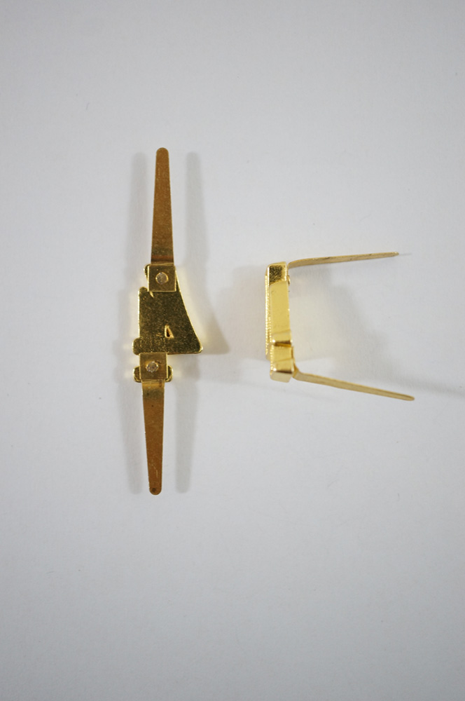 German Metal Cyphers,WW2 german,waffen SS,wehrmacht,Shoulder Boards,german cyphers,german badge WWII,militaria german,WWII german,wehrmacht badge,Luftwaffe badge,SS badge,german sleeve eagle,german eagle badge,ss eagle,wehrmacht badge,WWII military surplus,WWII german insignia,shoulderboards insignia,shoulderboards cyphers,shoulderboards pin,shoulderboards badge