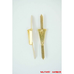 German Metal Cyphers,WW2 german,waffen SS,wehrmacht,Shoulder Boards,german cyphers,german badge WWII,militaria german,WWII german,wehrmacht badge,Luftwaffe badge,SS badge,german sleeve eagle,german eagle badge,ss eagle,wehrmacht badge,WWII military surplus,WWII german insignia,shoulderboards insignia,shoulderboards cyphers,shoulderboards pin,shoulderboards badge