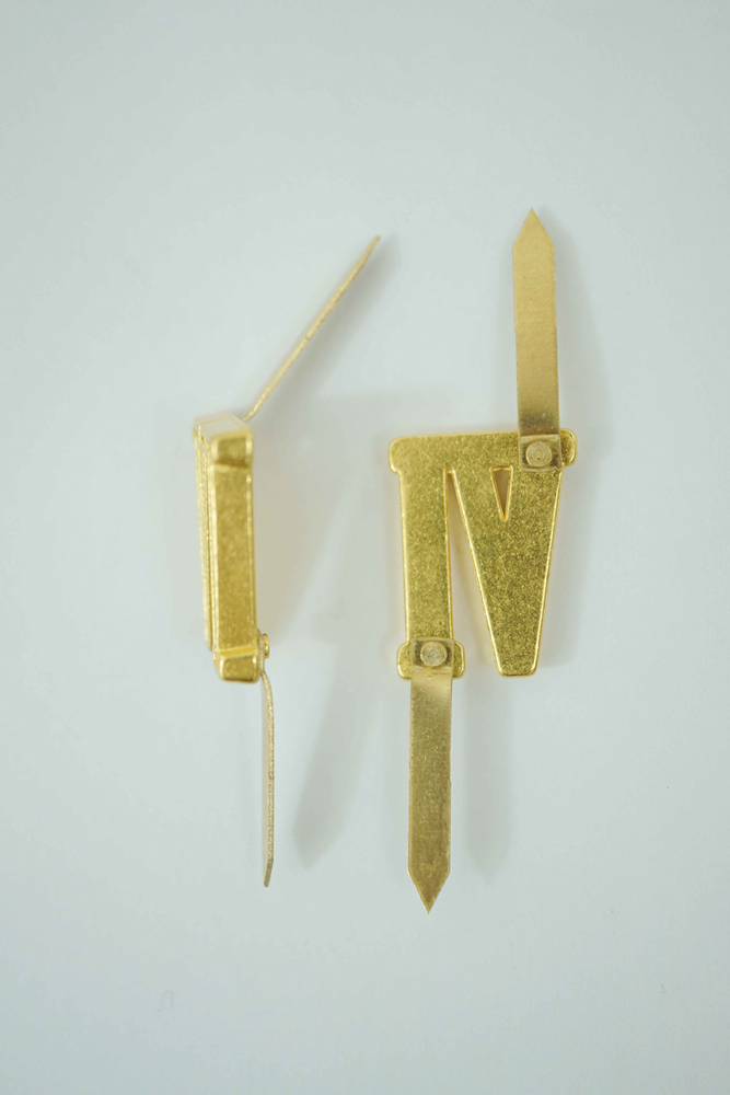 German Metal Cyphers,WW2 german,waffen SS,wehrmacht,Shoulder Boards,german cyphers,german badge WWII,militaria german,WWII german,wehrmacht badge,Luftwaffe badge,SS badge,german sleeve eagle,german eagle badge,ss eagle,wehrmacht badge,WWII military surplus,WWII german insignia,shoulderboards insignia,shoulderboards cyphers,shoulderboards pin,shoulderboards badge