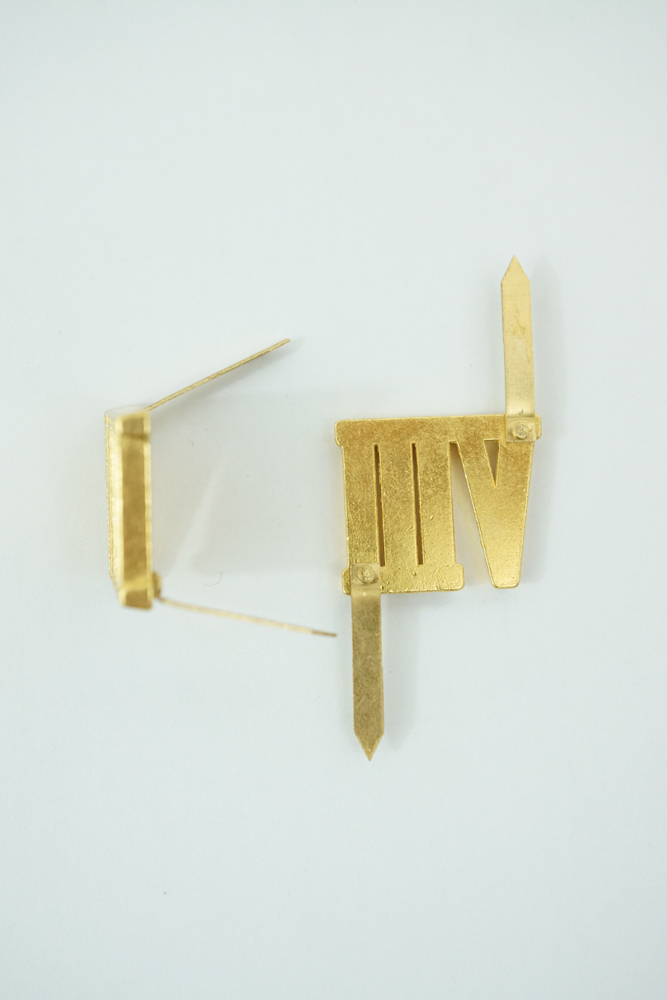 German Metal Cyphers,WW2 german,waffen SS,wehrmacht,Shoulder Boards,german cyphers,german badge WWII,militaria german,WWII german,wehrmacht badge,Luftwaffe badge,SS badge,german sleeve eagle,german eagle badge,ss eagle,wehrmacht badge,WWII military surplus,WWII german insignia,shoulderboards insignia,shoulderboards cyphers,shoulderboards pin,shoulderboards badge