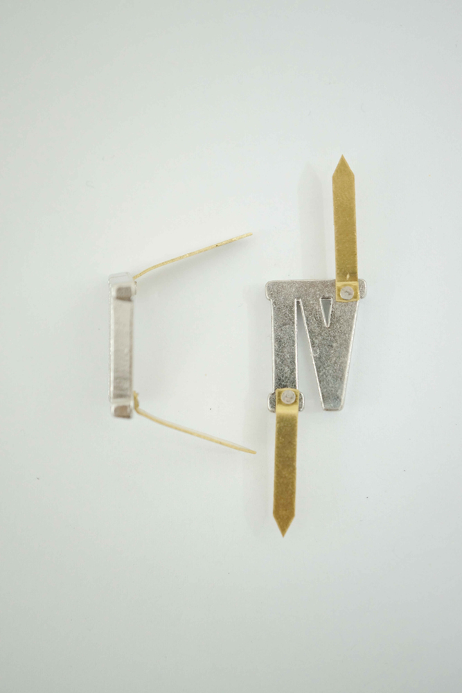 German Metal Cyphers,WW2 german,waffen SS,wehrmacht,Shoulder Boards,german cyphers,german badge WWII,militaria german,WWII german,wehrmacht badge,Luftwaffe badge,SS badge,german sleeve eagle,german eagle badge,ss eagle,wehrmacht badge,WWII military surplus,WWII german insignia,shoulderboards insignia,shoulderboards cyphers,shoulderboards pin,shoulderboards badge