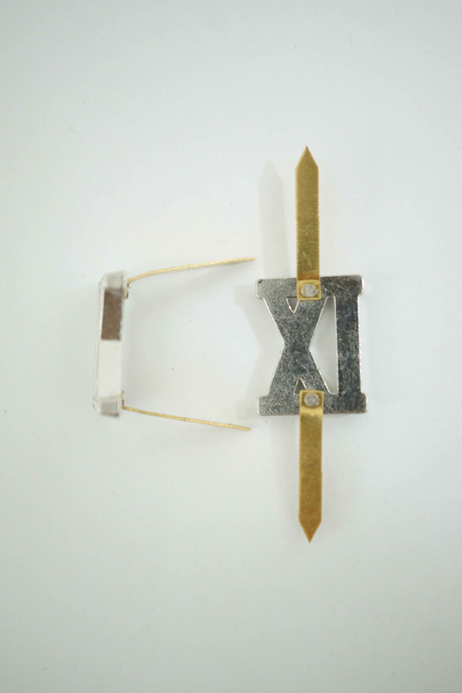 German Metal Cyphers,WW2 german,waffen SS,wehrmacht,Shoulder Boards,german cyphers,german badge WWII,militaria german,WWII german,wehrmacht badge,Luftwaffe badge,SS badge,german sleeve eagle,german eagle badge,ss eagle,wehrmacht badge,WWII military surplus,WWII german insignia,shoulderboards insignia,shoulderboards cyphers,shoulderboards pin,shoulderboards badge